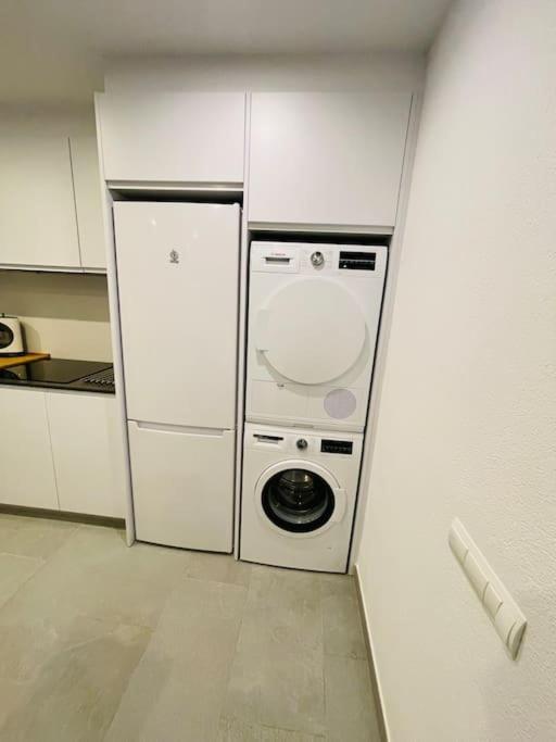 카다케스 Espectacular Planta Baja Con Terraza Y Parking A 5 Min De La Playa 아파트 외부 사진
